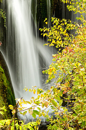 Roughlock Falls